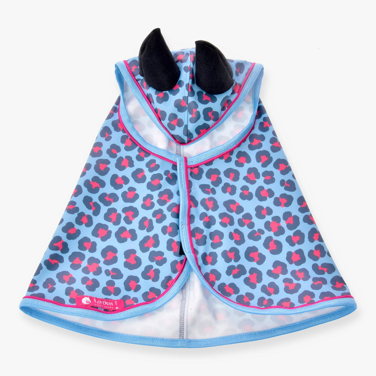Pláštenka pre Hobby Horse Blue Leopard od LarDen s modrým leopardím vzorom, ružovým lemovaním a čiernymi otvormi na uši