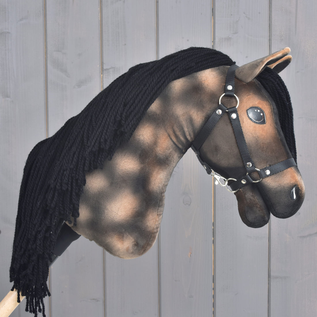 Hobby Horse Stormy s čiernou ohlávkou