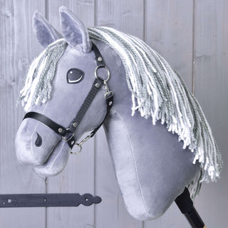 Hobby Horse Calypso s čiernou ohlávkou