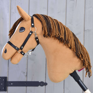 Hobby Horse Edward-LD s čiernou ohlávkou