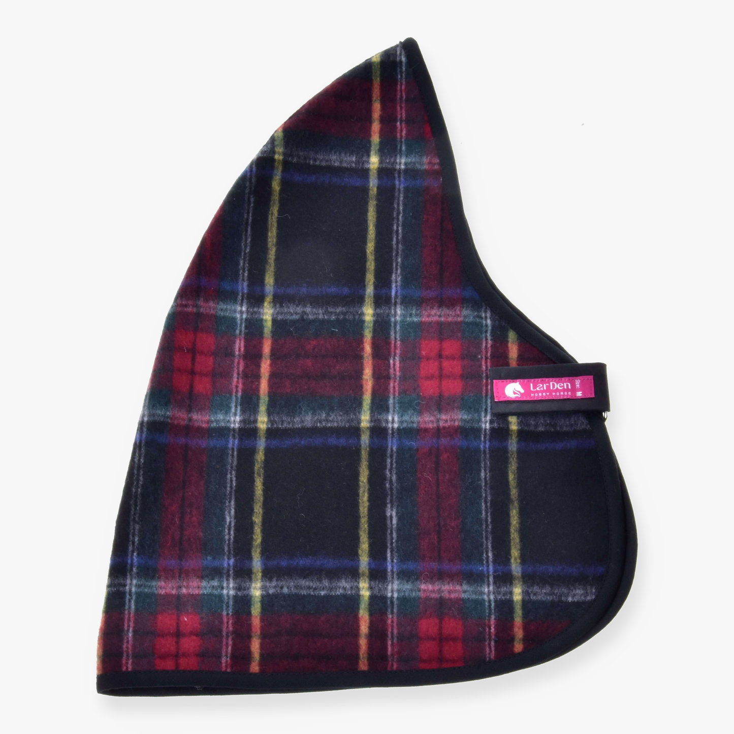Deka stajňová Edinburgh od Hobby Horse LarDen s červeno-modro-žlto-bielym károvaným vzorom – ideálna na pridanie štýlu a extra ochrany tvojmu koňovi počas tréningu.